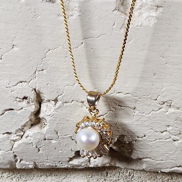 Womens Pearl & Diamond Cubic Zirconia 18kt Gold Necklace 18" - Picture 3 of 4